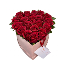 Corazon con 24 Rosas