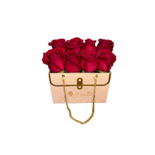 Cartera Luxury Negra con 8 Rosas