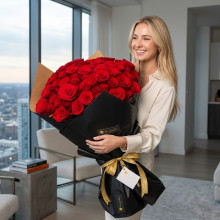 Ramo en Cono por 100 Rosas  Luxury